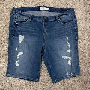 Torrid Denim Bermuda Shorts Size 20 Distressed Stretch Mid Rise